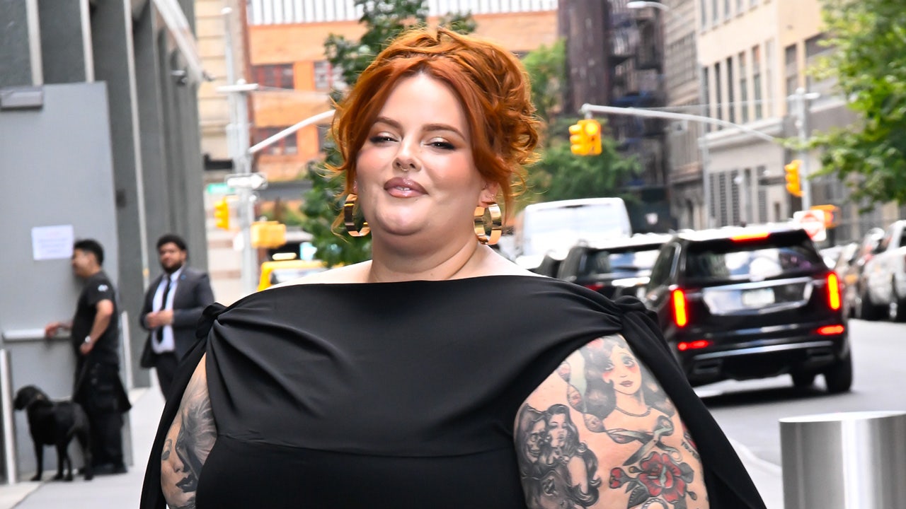 Tess Holliday Says She Was Told To Lose Weight On Flight Left In Shock 