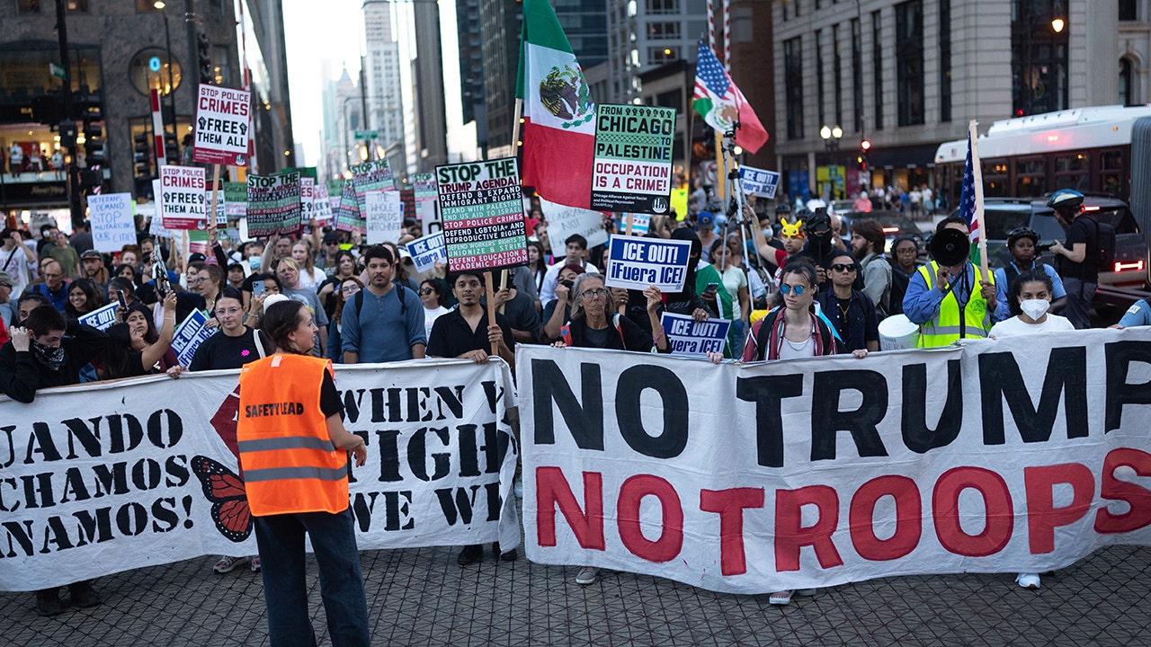 Democrats reverse states rights stance in face of Trump National Guard threats