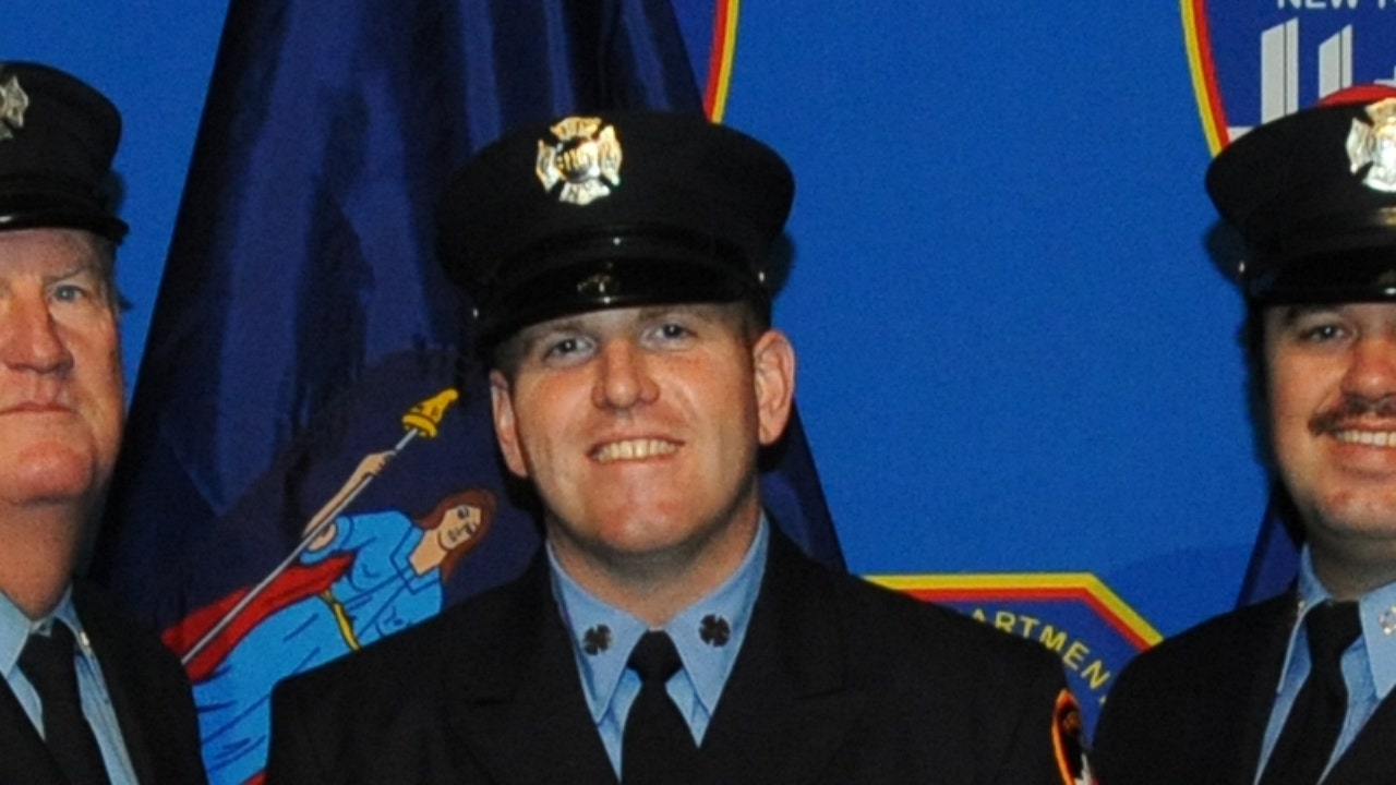 NYC firefighter dies after battling all-hands blaze on Brooklyn rooftop NYC firefighter dies after battling all-hands blaze on Brooklyn rooftop