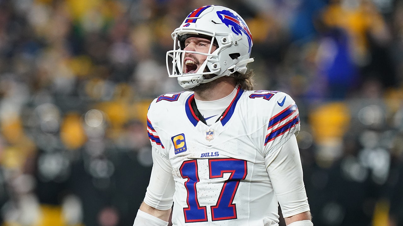 Josh Allen sets NFL record as Bills thump Steelers