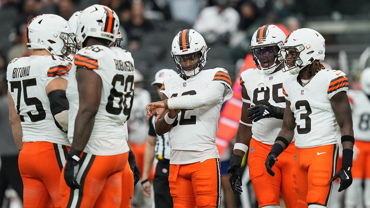 Mantan bintang NFL mengkaji kepercayaan diri Shedeur Sanders