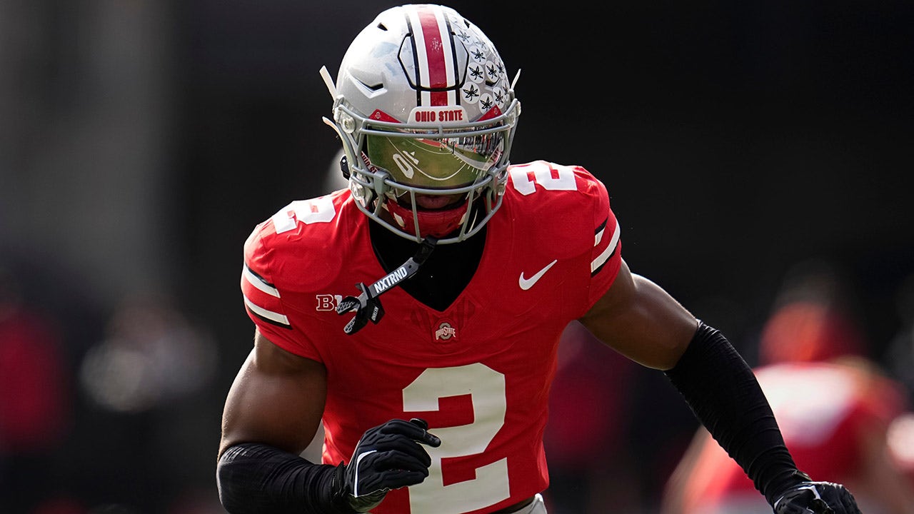 College football fans furious as Ohio State star avoids ejection after brutal hit to Penn State receiver College football fans furious as Ohio State star avoids ejection after brutal hit to Penn State receiver