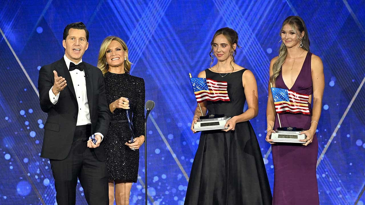 Oregon athletes win ‘Most Valuable Patriot’ award after refusing to share podium with trans competitor Oregon athletes win ‘Most Valuable Patriot’ award after refusing to share podium with trans competitor