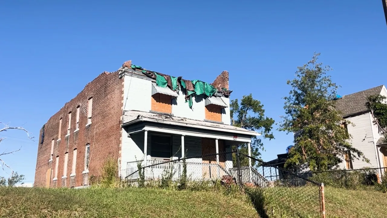 بعد ستة أشهر من إعصار EF-3 المميت، لا تزال سانت لويس تكافح من أجل إعادة البناء