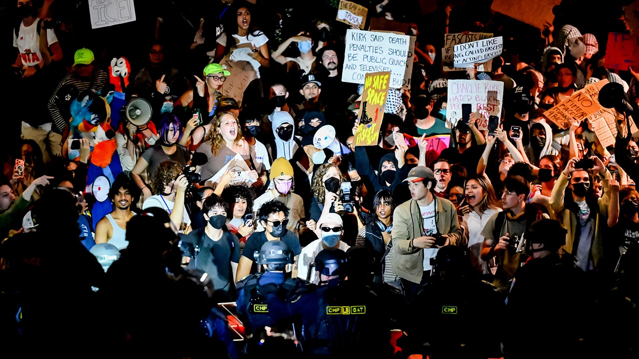 UC Berkeley chaos outside Turning Point gathering ends in multiple arrests as conservative event runs smoothly
