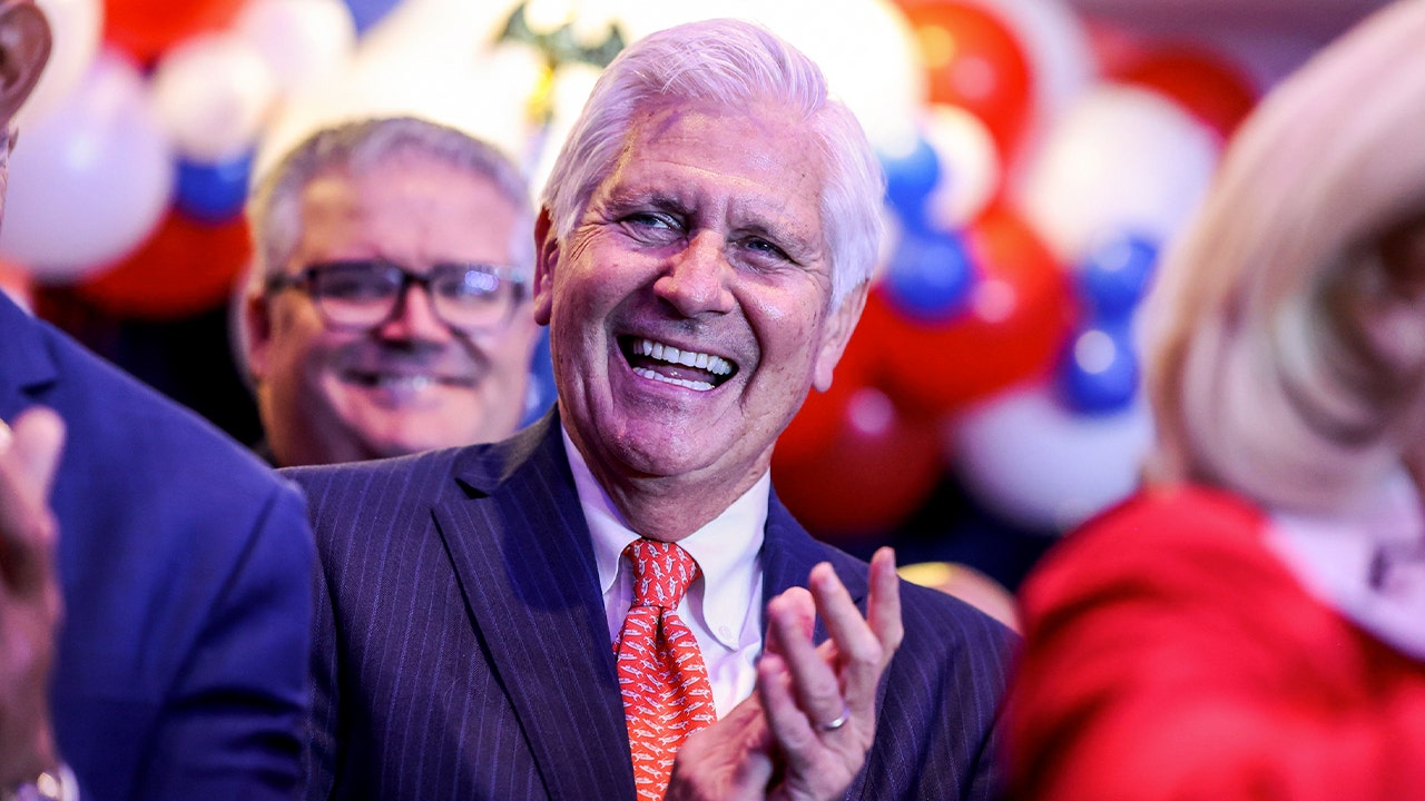 Bruce Blakeman announces his run for New York governor, setting up GOP primary clash with Elise Stefanik Bruce Blakeman announces his run for New York governor, setting up GOP primary clash with Elise Stefanik