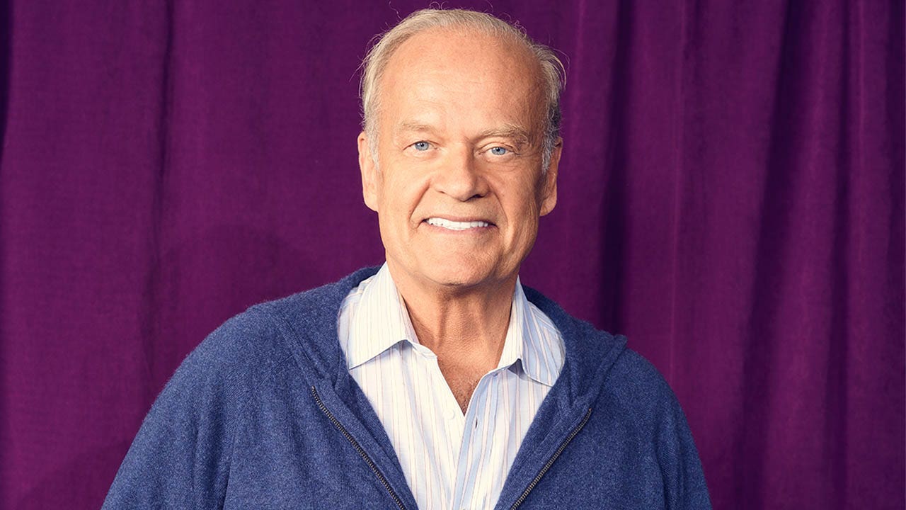 Kelsey Grammer sends message to Trump detractors obsessed with Reflecting Pool, shares prayer for country Kelsey Grammer sends message to Trump detractors obsessed with Reflecting Pool, shares prayer for country