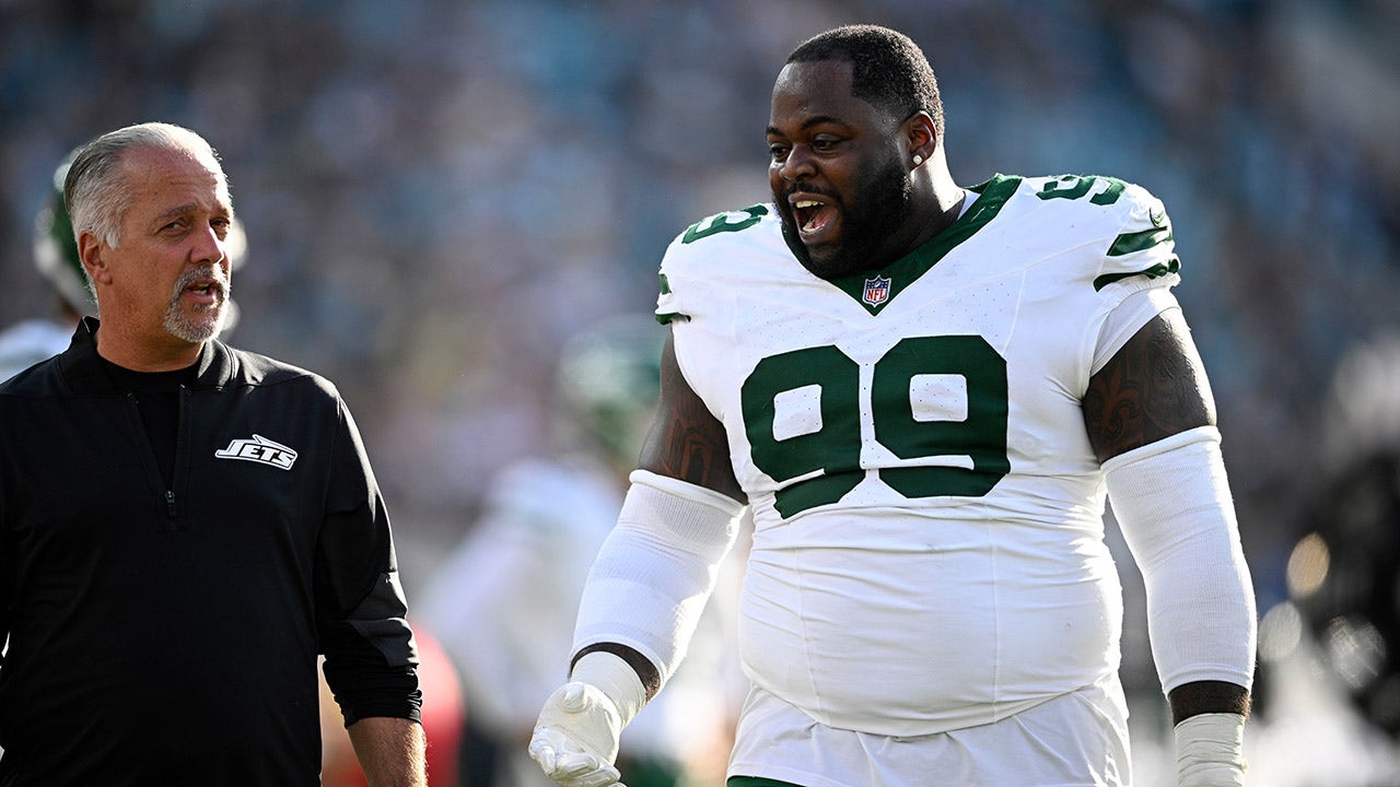 Jets defensive lineman rips NFL officials after ejection vs Jaguars Jets defensive lineman rips NFL officials after ejection vs Jaguars