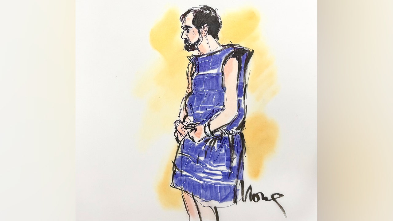 Nick Reiner, seen in a courtroom sketch, wore a blue suicide prevention vest in court on Wednesday, Dec. 17, 2025. (Mona Edwards)