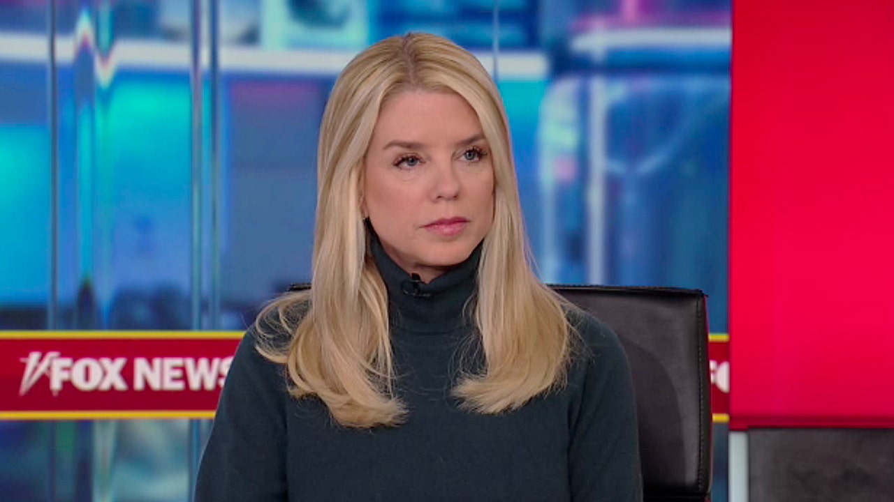 Bondi blames Minneapolis leaders after armed suspect killed, unrest erupts during ICE operation Bondi blames Minneapolis leaders after armed suspect killed, unrest erupts during ICE operation