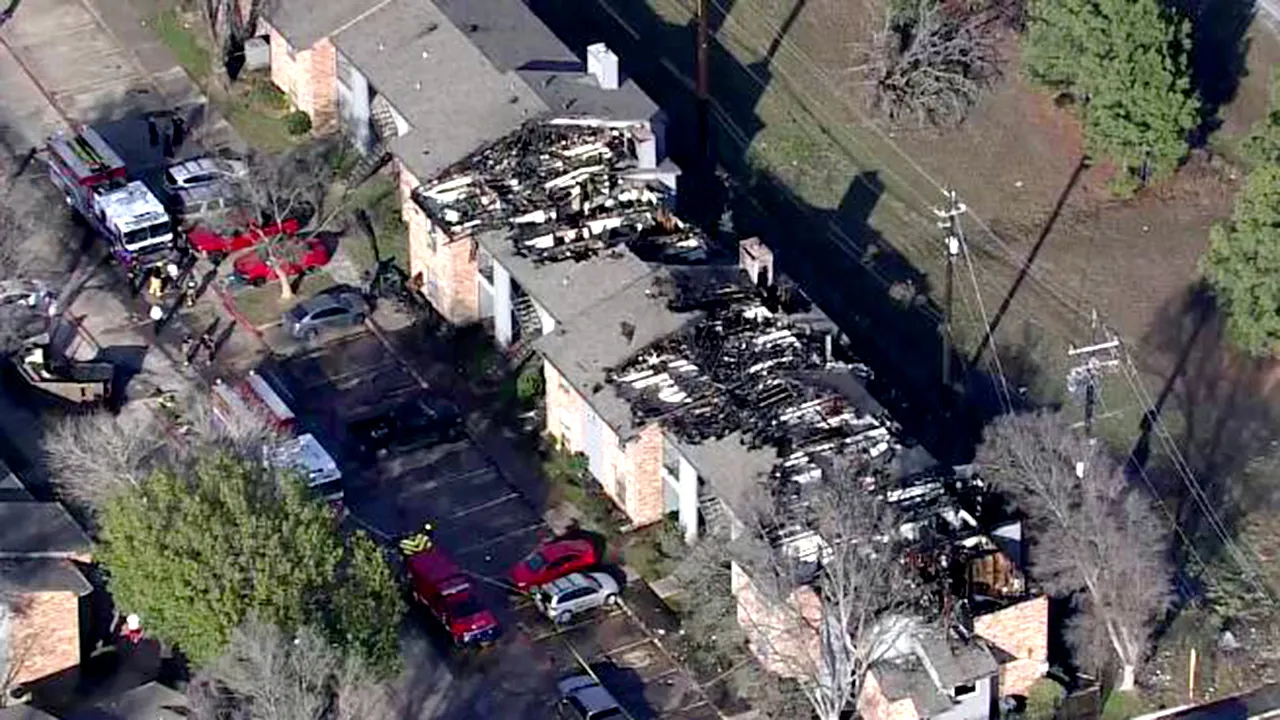 Texas woman charged for apartment fire after allegedly burning boyfriend’s clothes in BBQ pit