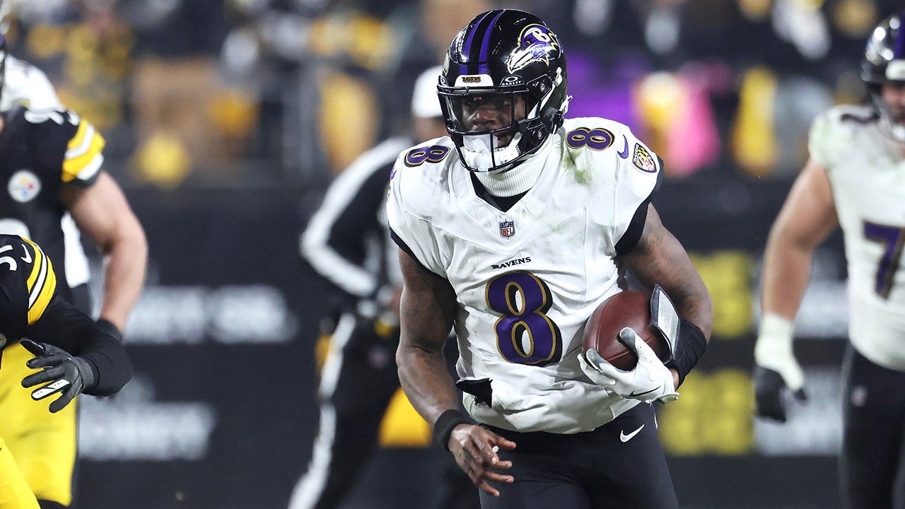 Lamar Jackson absent from Ravens OTA as contract situation lingers