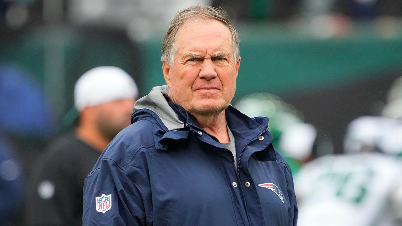 NFL great suggests Bill Belichick's relationship with media may have played factor in first-ballot HOF snub