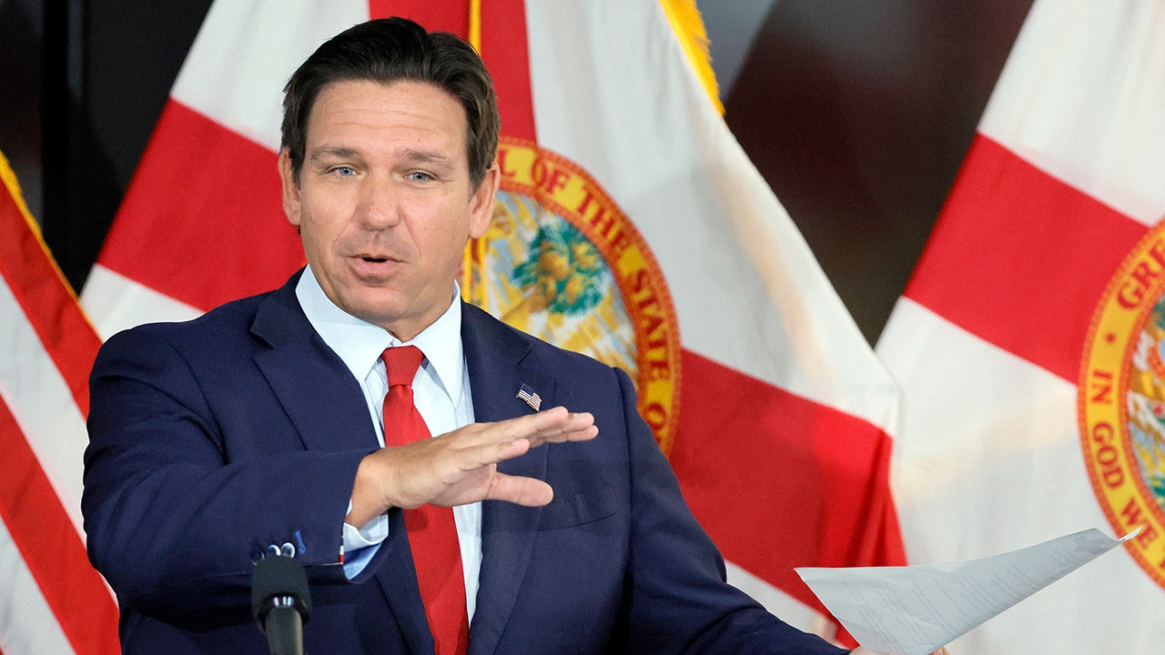 根據新法律,DeSantis CAIR、穆斯林兄弟會和 Antifa 將被列為恐怖組織。