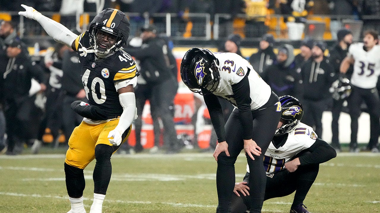 Priest blesses Steelers end zone where Ravens kicker misses playoff-clinching field goal