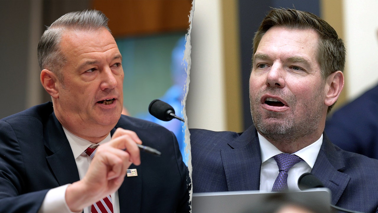 ICE director stands his ground after Swalwell blowup, says Democrats are ‘misleading their constituents’ ICE director stands his ground after Swalwell blowup, says Democrats are ‘misleading their constituents’