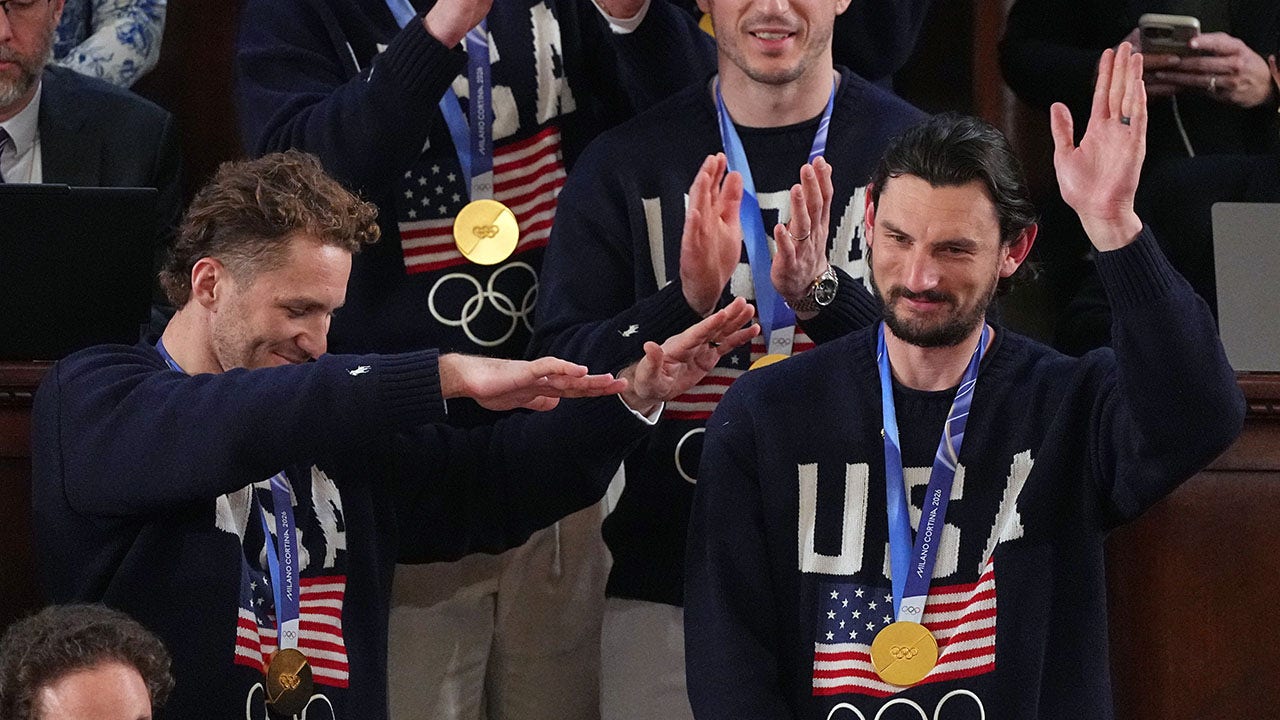 Who is Connor Hellebuyck? Team USA goalie to receive Presidential Medal of Freedom