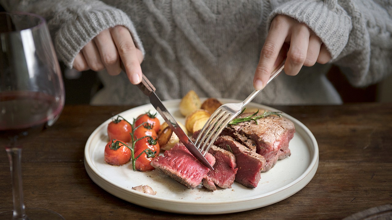 Living longer could hinge on one surprising dietary change, study review suggests