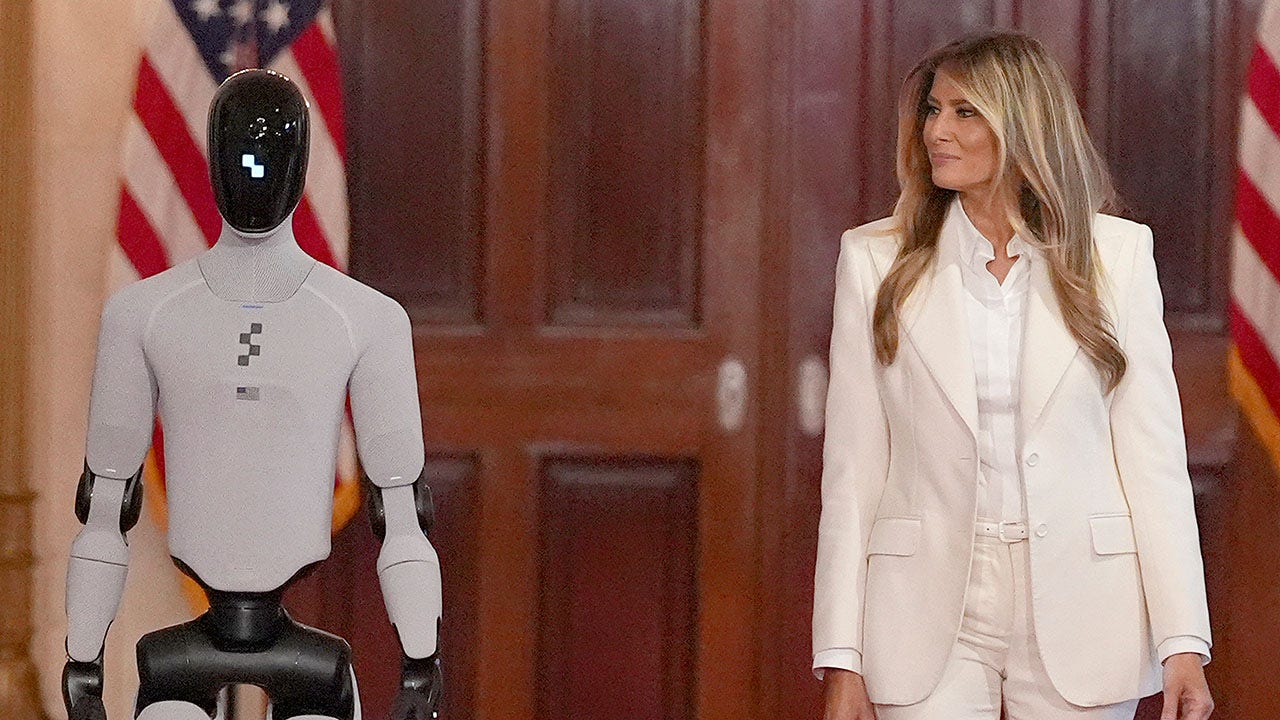 Melania Trump welcomes humanoid robot to White House for historic AI summit