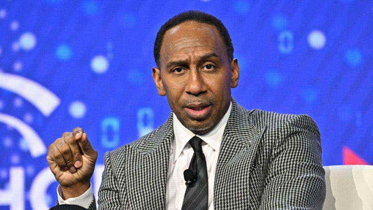 Stephen A Smith refuses to back down from LeBron James feud, calls courtside confrontation unfair