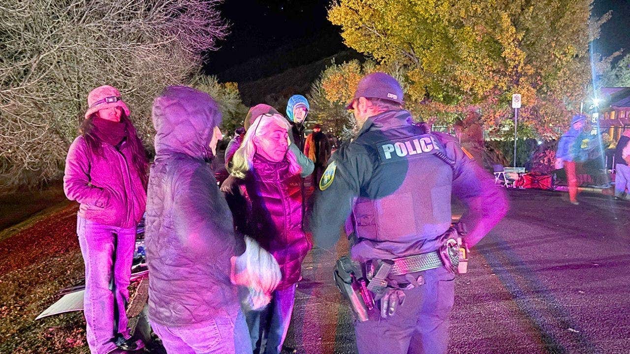 Colorado DA pursues assault charge against federal immigration officer, DHS condemns 'political stunt'