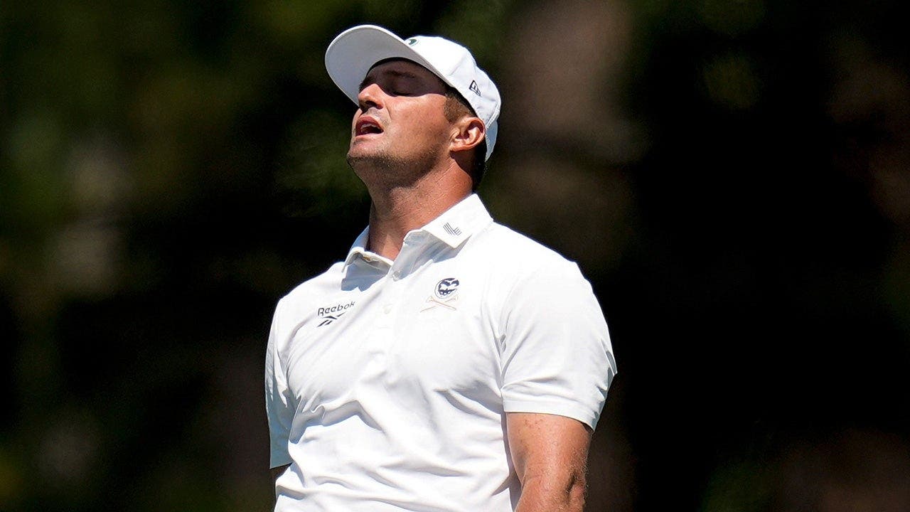 أخبار الجولف: بريسون ديشامبو يغيب عن بطولة الماسترز بعد الشبح الثلاثي المكون من 18 حفرة