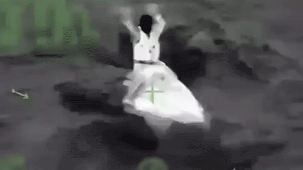 La Guardia Costera, captada por las cámaras mientras rescata a agentes federales y navegantes tras el vuelco de dos embarcaciones frente a las costas de Puerto Rico