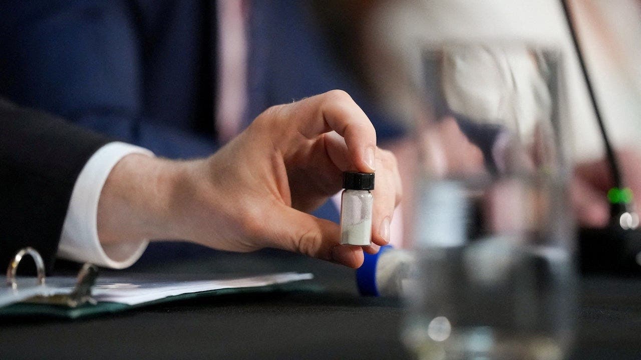 RFK RFK Jr and EPA's Lee Zeldin 'declare war' on microplastics in drinking water | Fox News