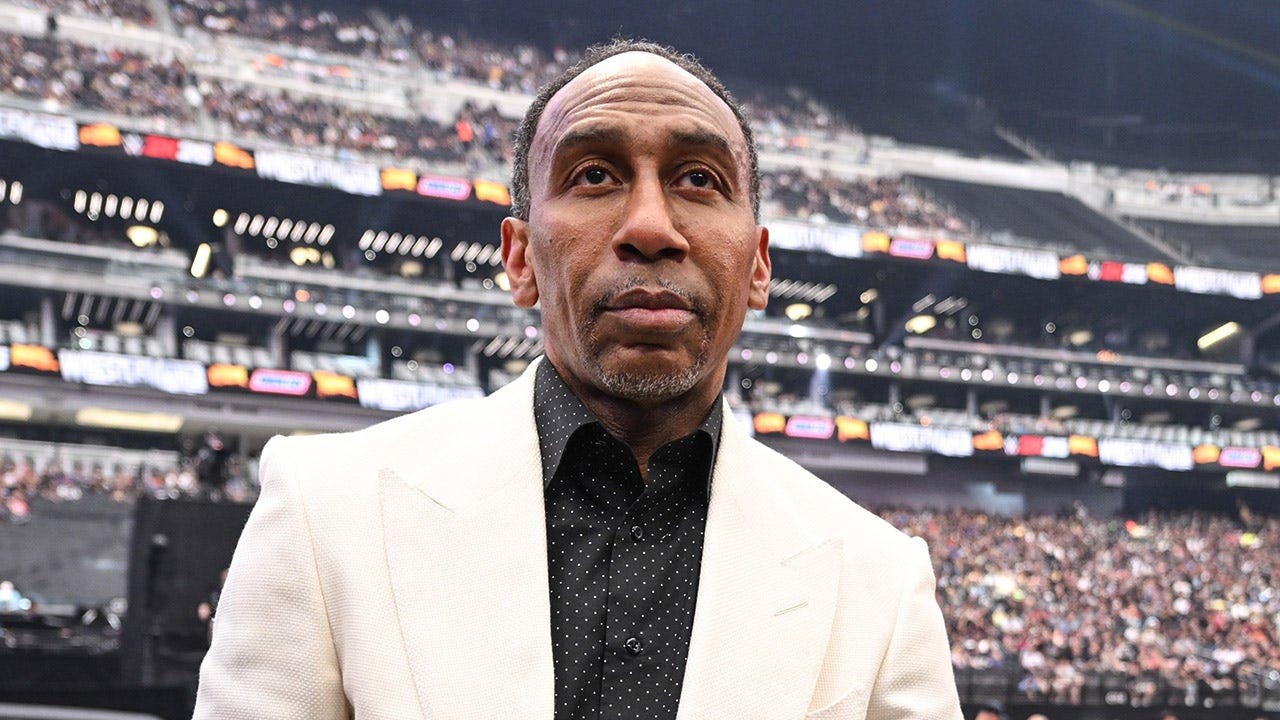 Stephen A. Smith hears boos at WrestleMania 42