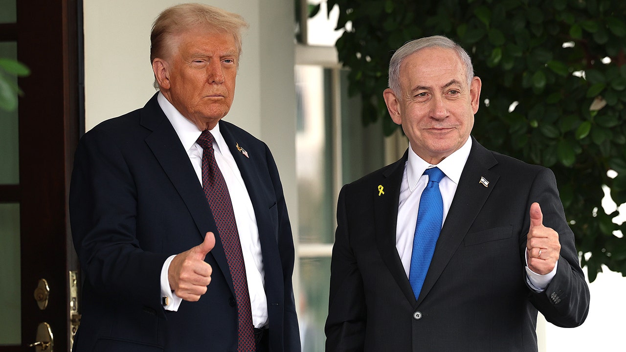 Trump teases Bibi endorsement as public rift over Iran deal, Lebanon grows Trump teases Bibi endorsement as public rift over Iran deal, Lebanon grows