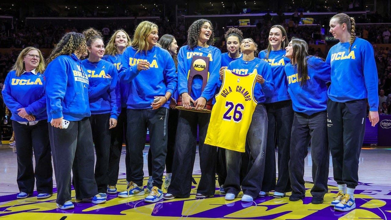 Jimmy Kimmel tells UCLA women's basketball team to give Trump fake national championship trophy