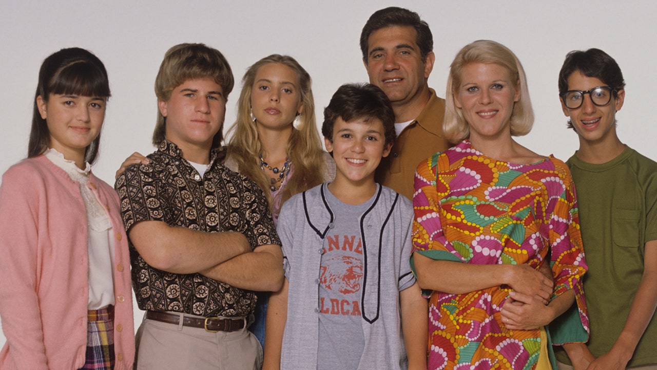 تكشف دانيكا ماكيلار عن زميلتها في برنامج Wonder Years التي هي “الأقرب إليها”