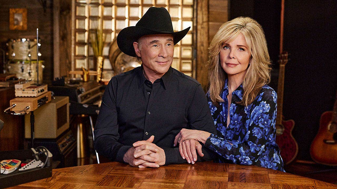 Clint Black and Lisa Hartman Black’s one rule that has kept their marriage strong for nearly 35 years Clint Black and Lisa Hartman Black’s one rule that has kept their marriage strong for nearly 35 years