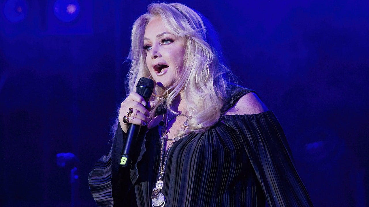 Bonnie Tyler Undergoes Emergency Surgery in Portugal