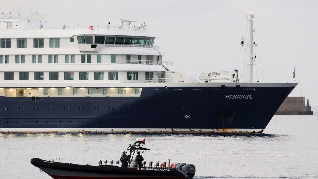 Top WHO official warns cruise passengers are ‘high-risk contacts’ as Americans return from hantavirus ship