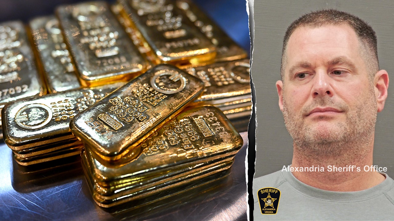 Ex-CIA officer found with $40M in gold bars pleads guilty to $194M fraud