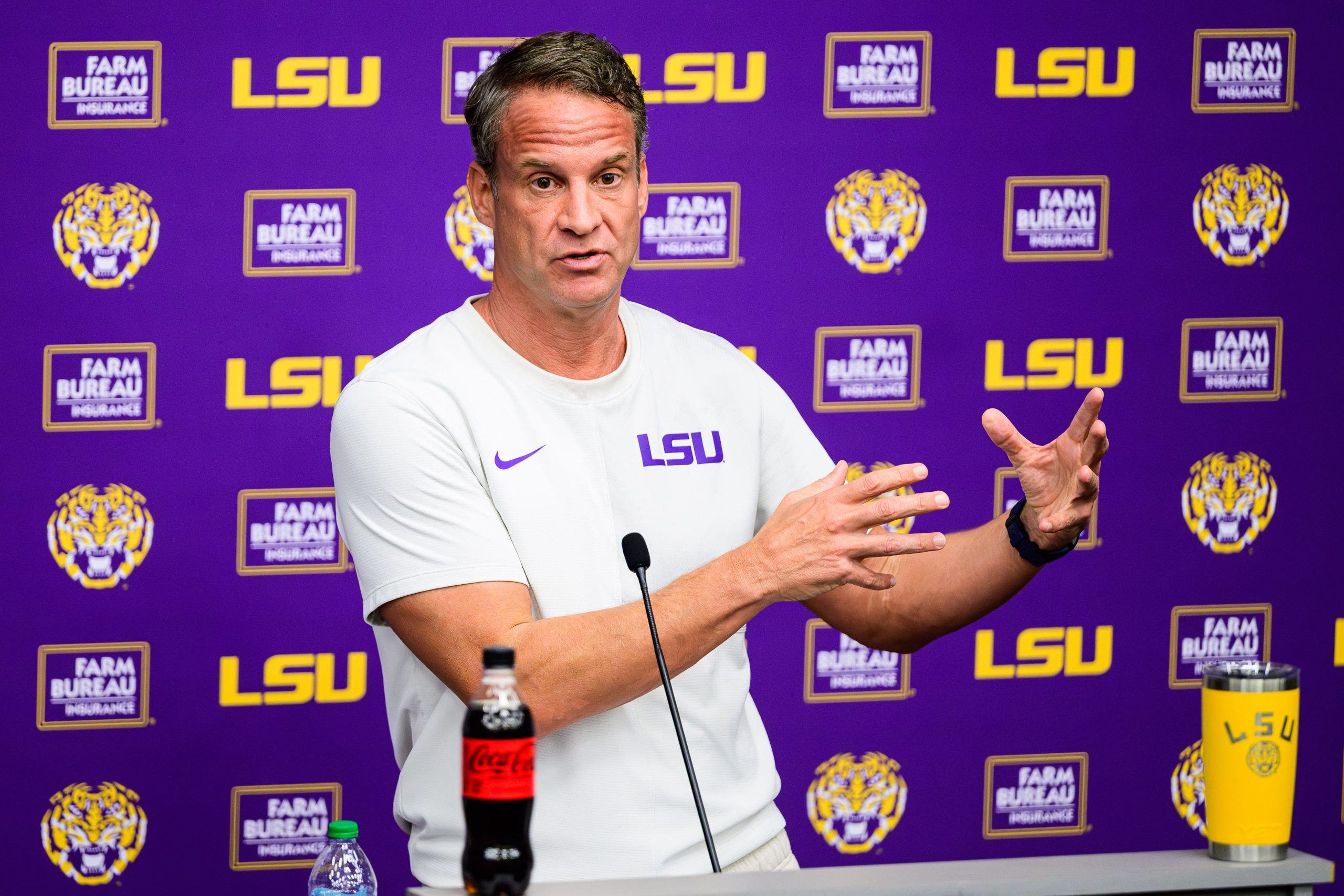 Lane Kiffin savagely destroyed on social media after insane Ole Miss segregation comments
