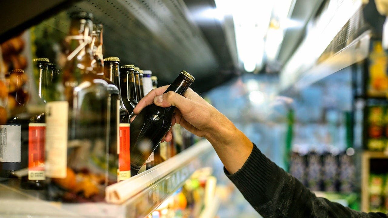 American beer drinkers lament demise of iconic brand after 177 years as many cite 'mistake'