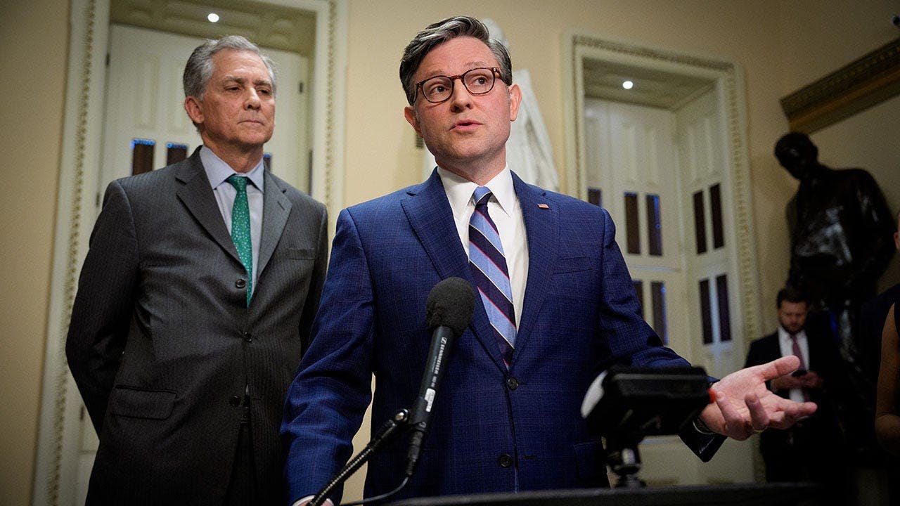 Trump-backed housing bill clears House after GOP defies Senate pressure campaign