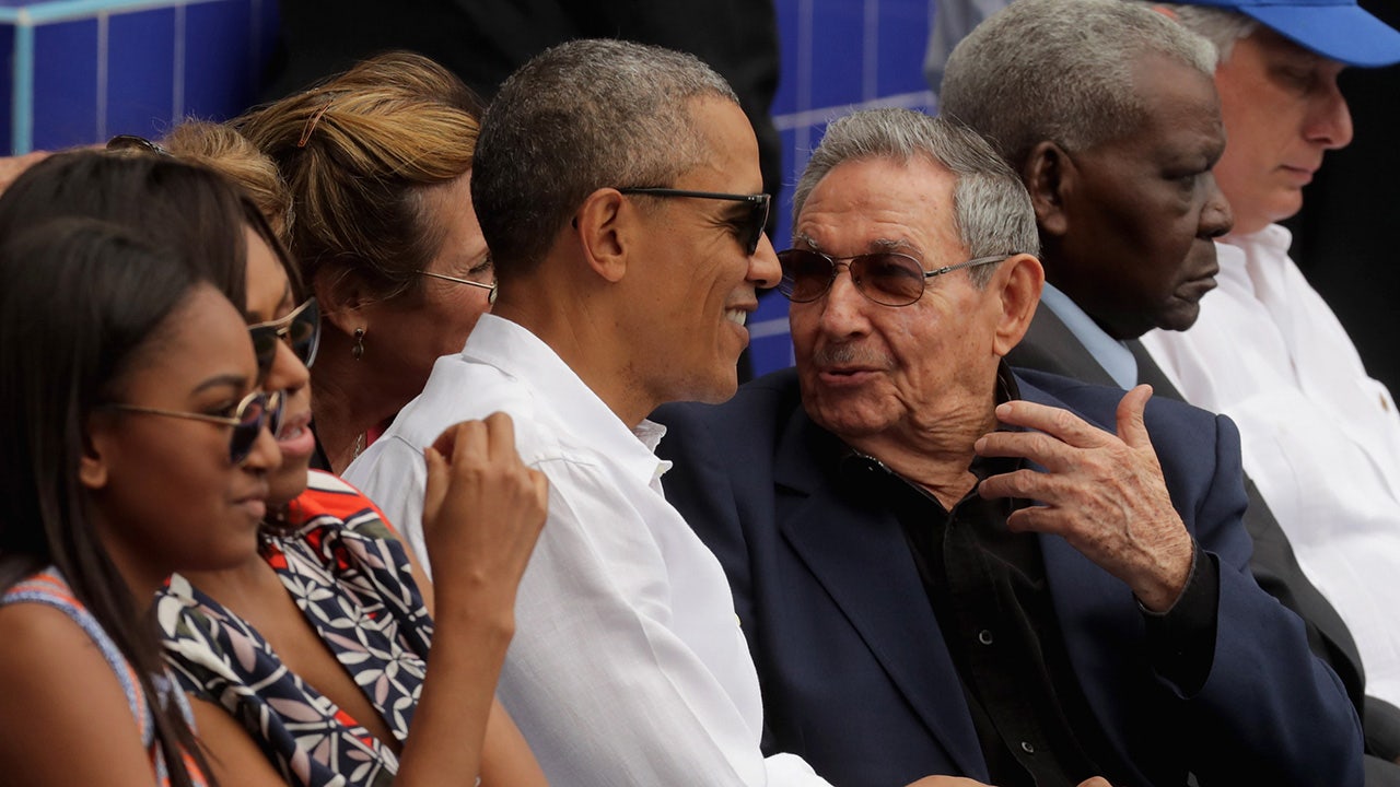 Obama’s baseball outing with Castro reignites fury after Trump DOJ drops hammer on Cuban leader Obama’s baseball outing with Castro reignites fury after Trump DOJ drops hammer on Cuban leader