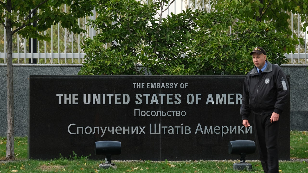 US embassy in Ukraine warns of ‘potentially significant air attack’ that could happen in next 24 hours US embassy in Ukraine warns of ‘potentially significant air attack’ that could happen in next 24 hours