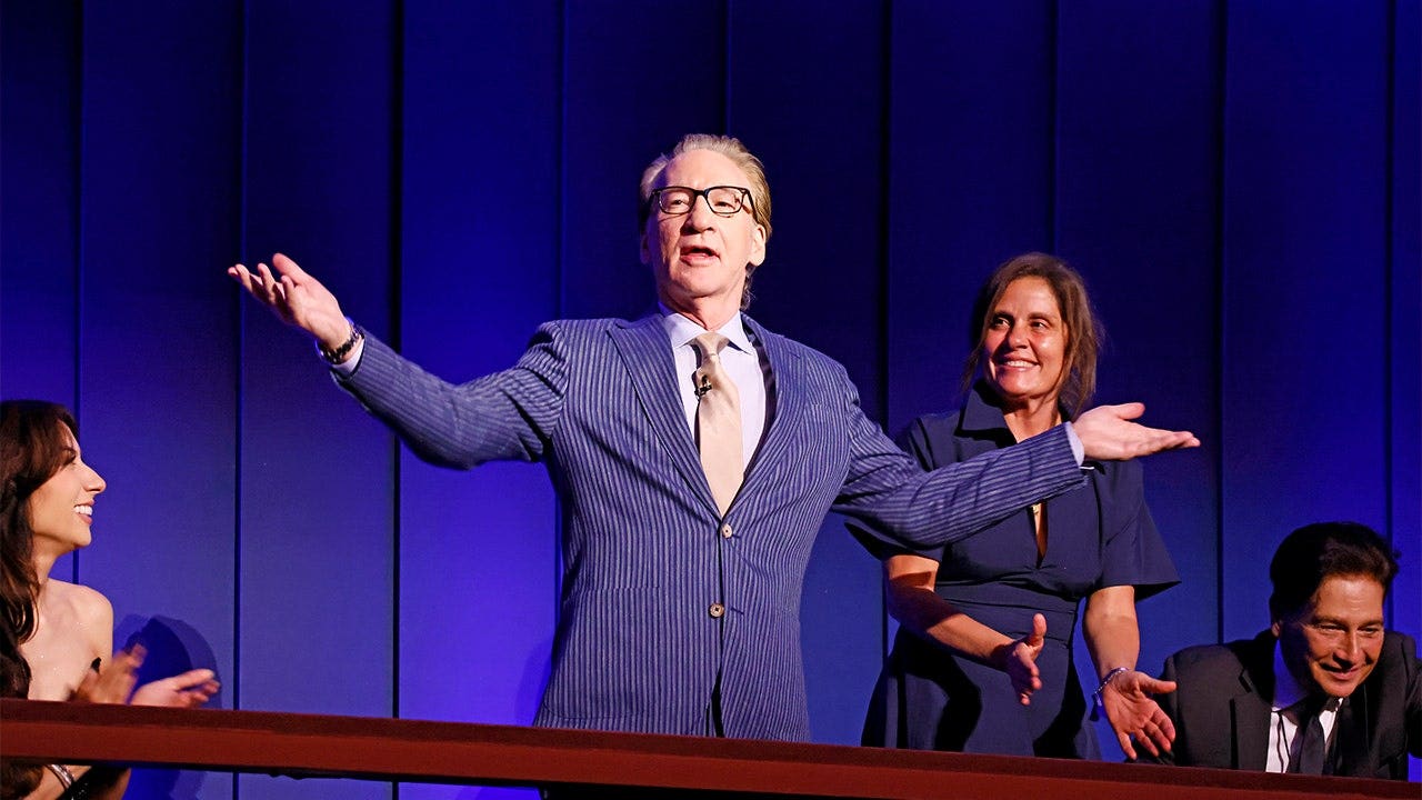 Bill Maher accepts Mark Twain Prize with Trump digs at Kennedy Center