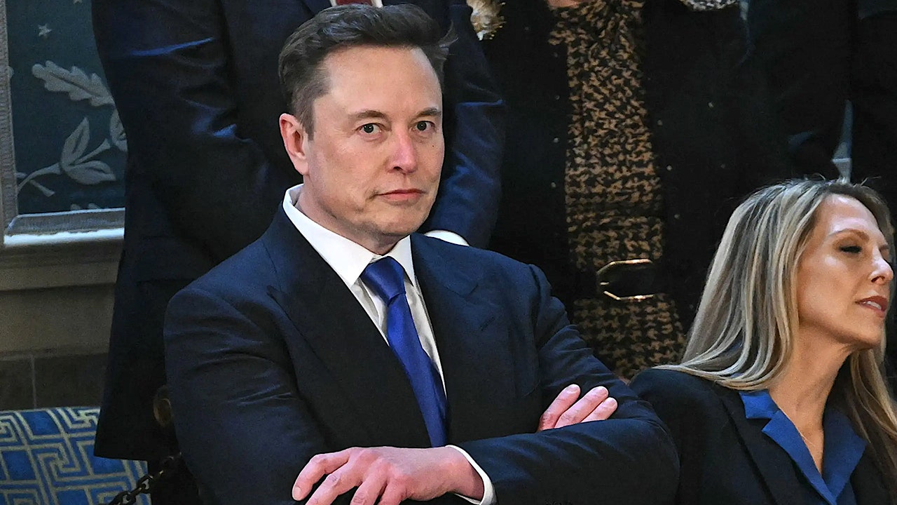 Elon Musk demands prison for politicians who ‘turned a blind eye’ to grooming gangs as new report released Elon Musk demands prison for politicians who ‘turned a blind eye’ to grooming gangs as new report released
