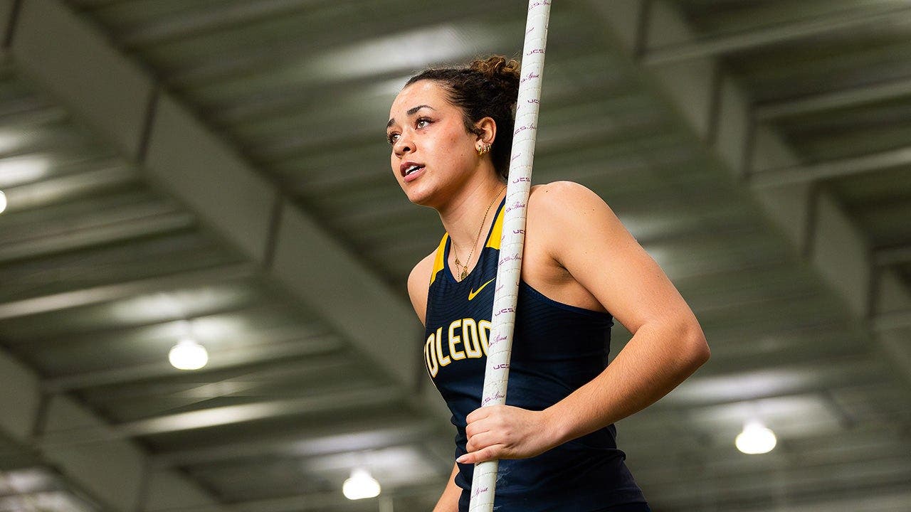 University of Toledo pole vaulter Eva Moran killed in three-vehicle crash in Ohio at age 19 University of Toledo pole vaulter Eva Moran killed in three-vehicle crash in Ohio at age 19