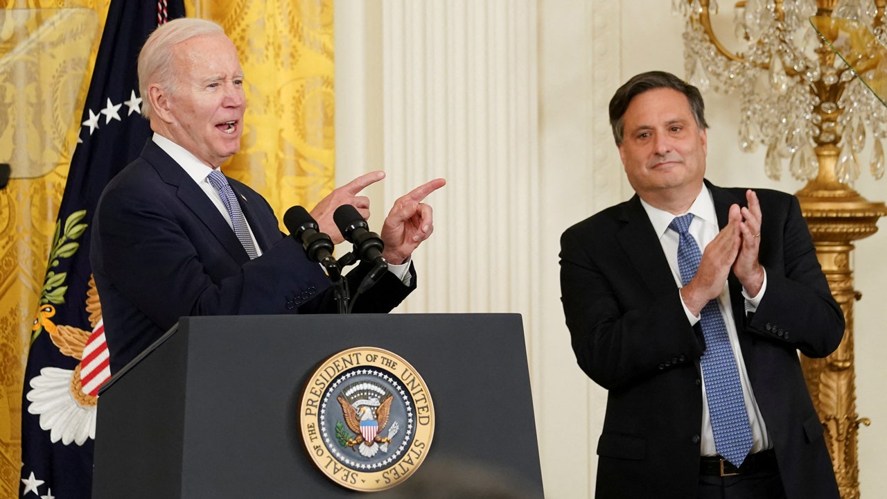 Biden confidant under fire for Nazi tattoo defense in latest Graham Platner fallout: ‘Disgusting’ Biden confidant under fire for Nazi tattoo defense in latest Graham Platner fallout: ‘Disgusting’