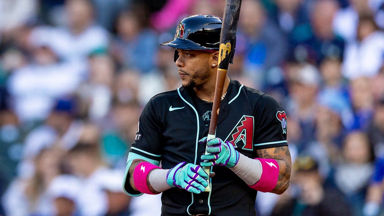 Dodgers vs Diamondbacks pitching matchup favors the under in divisional game Dodgers vs Diamondbacks pitching matchup favors the under in divisional game