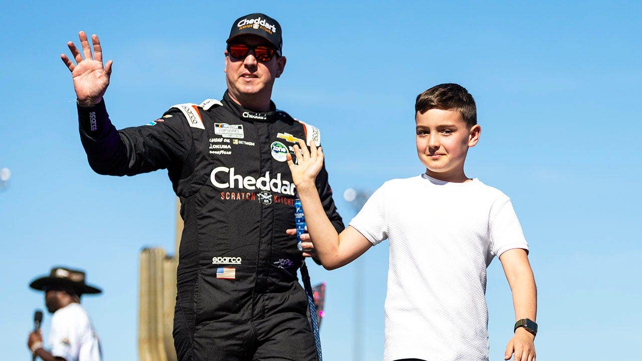 Kyle Busch’s son suffers heartbreak in emotional return to racing after father’s stunning death Kyle Busch’s son suffers heartbreak in emotional return to racing after father’s stunning death
