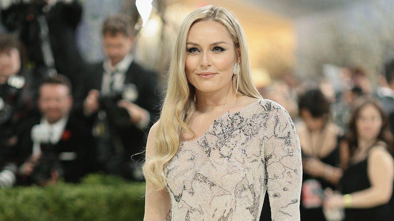 Lindsey Vonn all smiles as she’s able to return to dumping out actual workout content again Lindsey Vonn all smiles as she’s able to return to dumping out actual workout content again