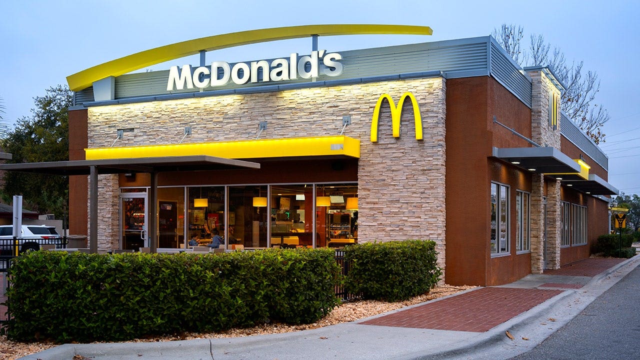 McDonald’s fried apple pie returns nationwide for a limited time in June McDonald’s fried apple pie returns nationwide for a limited time in June