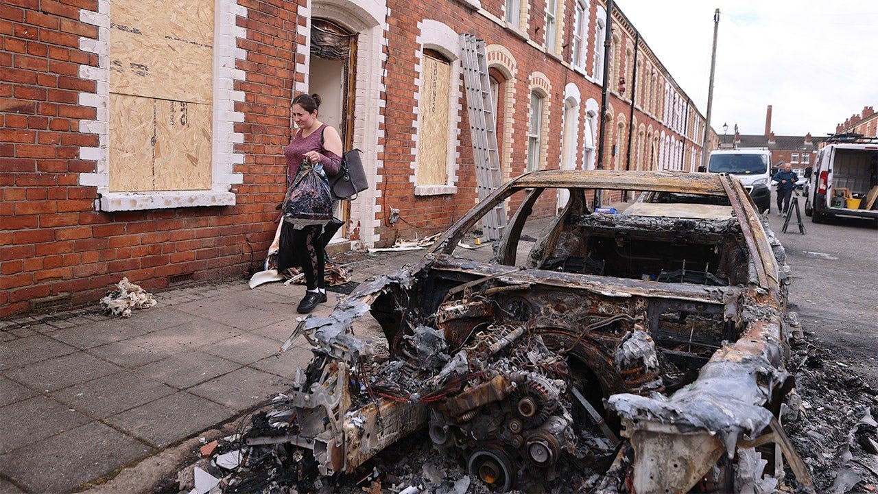 Belfast burns after Sudanese migrant arrested in brutal knife attack Belfast burns after Sudanese migrant arrested in brutal knife attack
